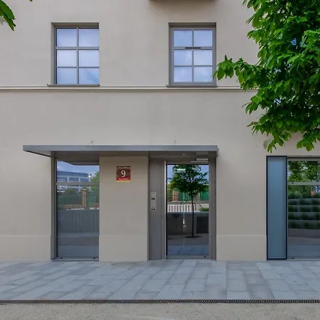 Maly Prl - Mlyn Maria - Art *